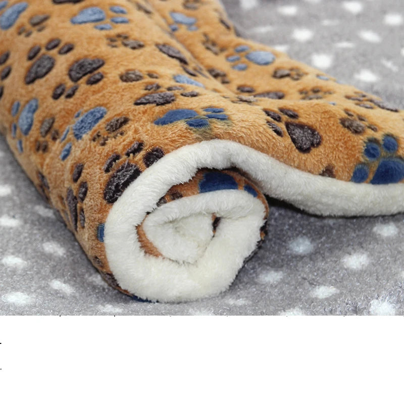 Petssify Thicken Flannel Pet Bed – Soft Warm Sleeping Mat for Small & Medium Dogs