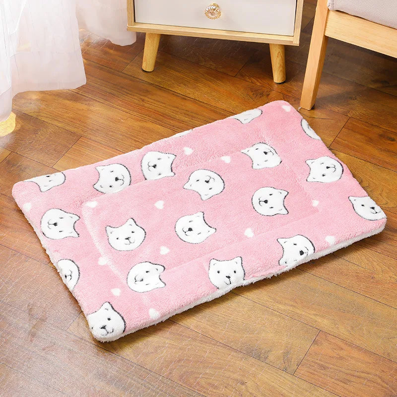 Flannel Pet Mat Dog Bed Cat Bed Thicken Sleeping Mat Dog Blanket Mat For Puppy Kitten Pet Dog Bed for Small Large Dogs Pet Rug