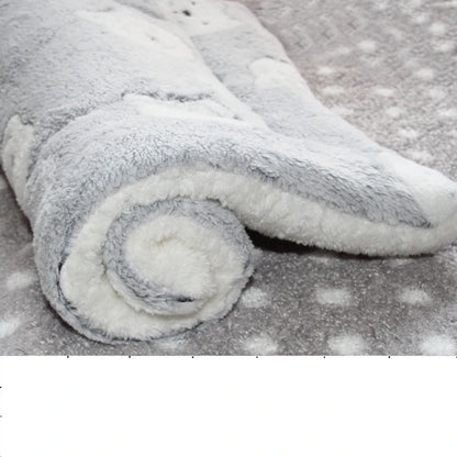 Petssify Thicken Flannel Pet Bed – Soft Warm Sleeping Mat for Small & Medium Dogs