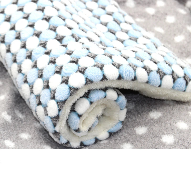Petssify Thicken Flannel Pet Bed – Soft Warm Sleeping Mat for Small & Medium Dogs